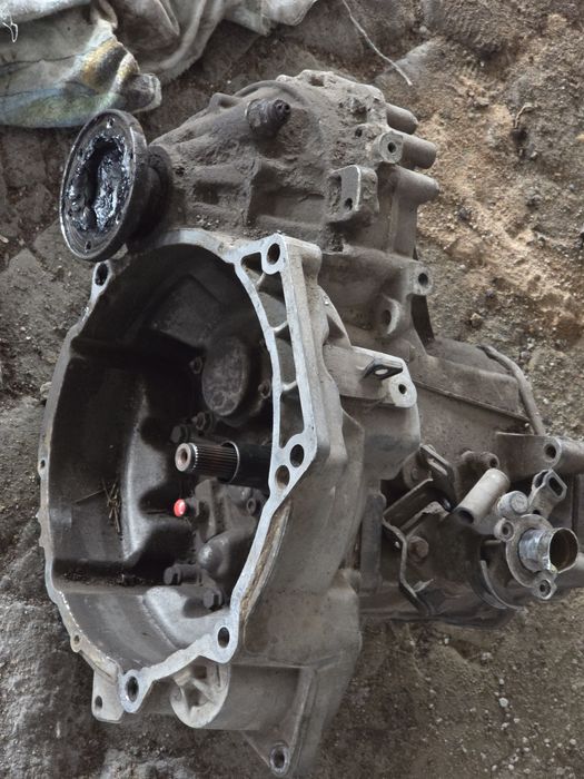 Продаю кпп на пасат б4