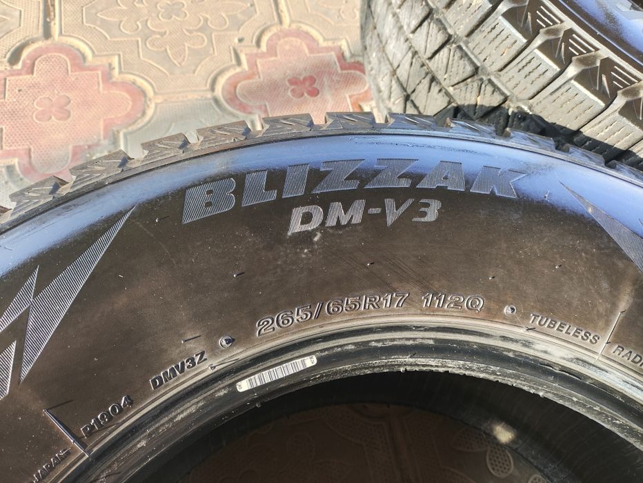 Продам зимние шины на Прадо