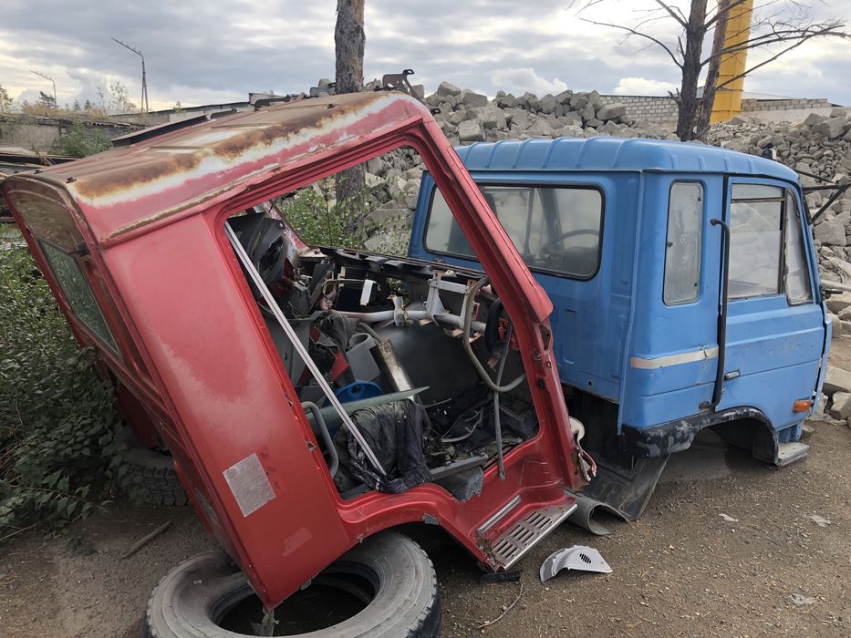 Рама - кабина Хово