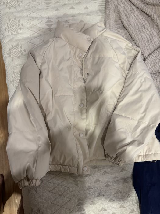 Куртки женские.