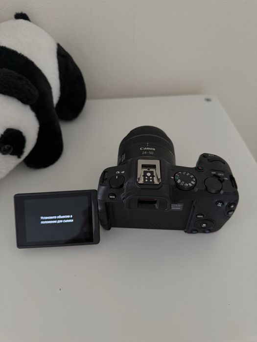 Продаю Canon  R8