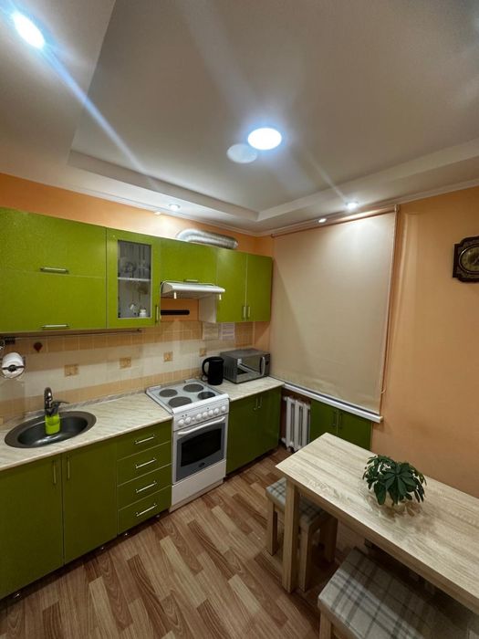 2 бөлмелі пәтер сатылымда. Островский 26