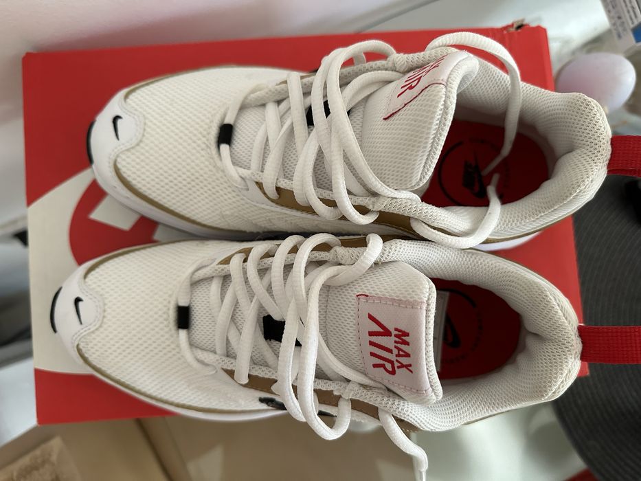 Маратонки NIKE Air Max Ap