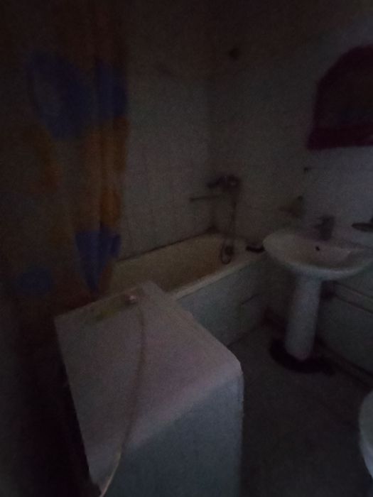 Аренда 1 хона 3 этаж икар бахтли хает Бриллиант Сити