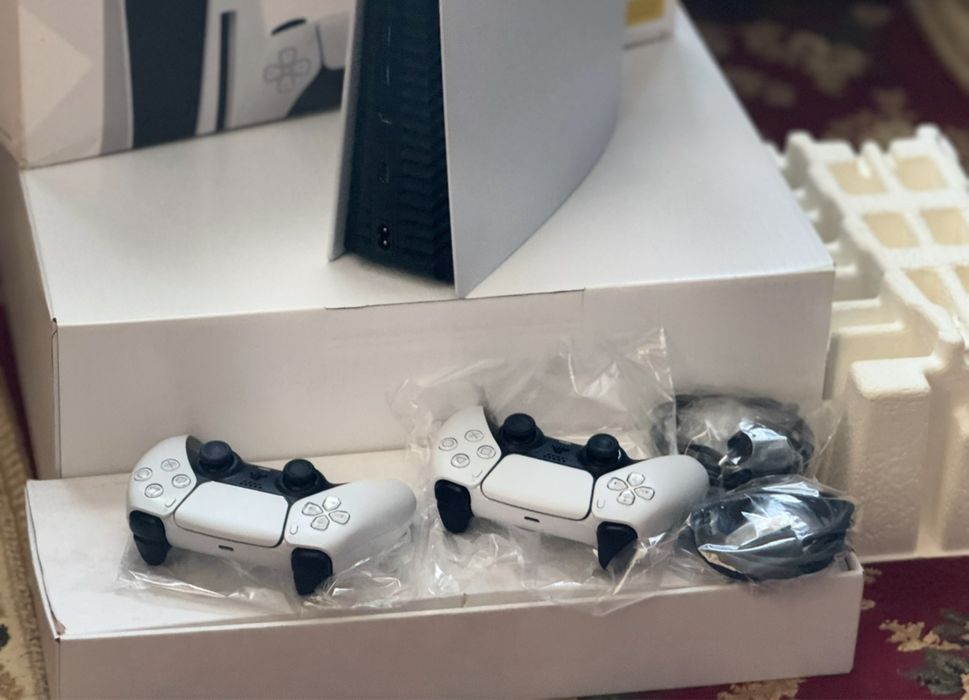 Sony PlayStation 5 825 8K HDR 4K/Новый Sony Ps 5 825GB Пс 5 коробка