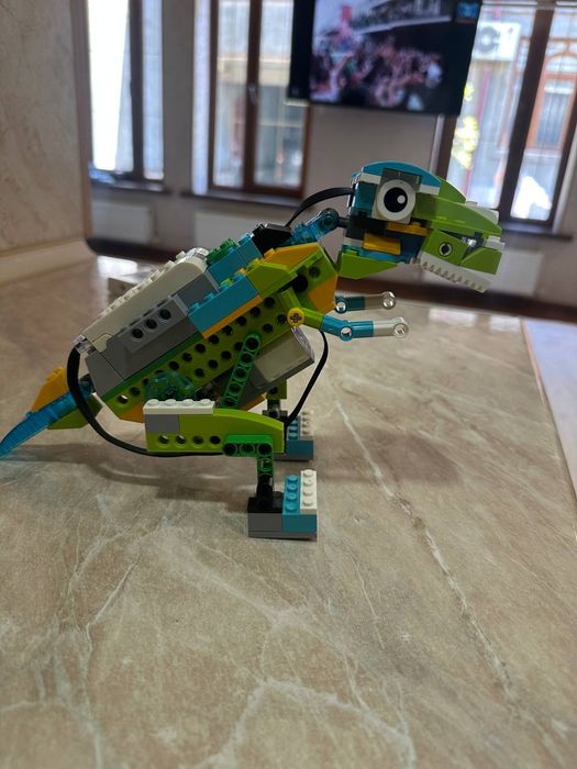 Новинка! Lego robot WeDo 2.0