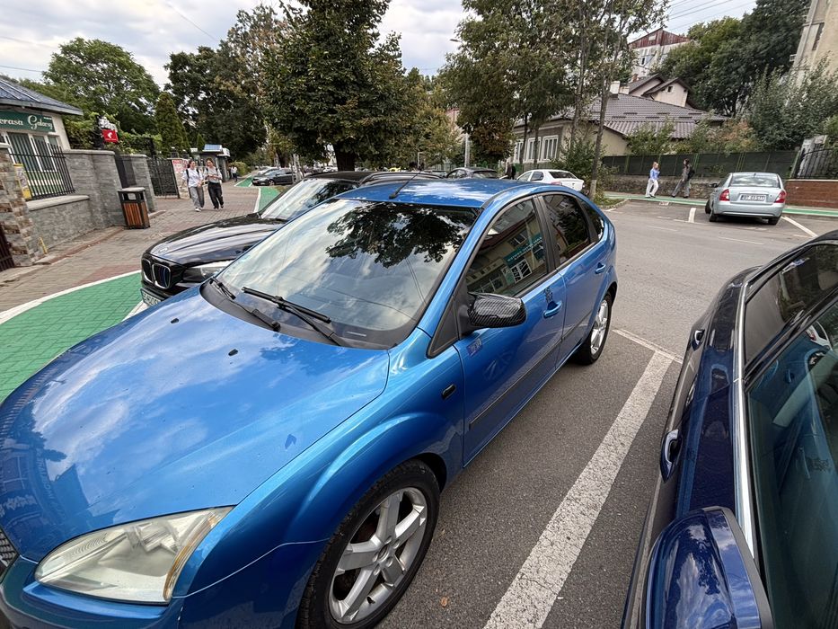 FORD Focus 2007 — imagine 5