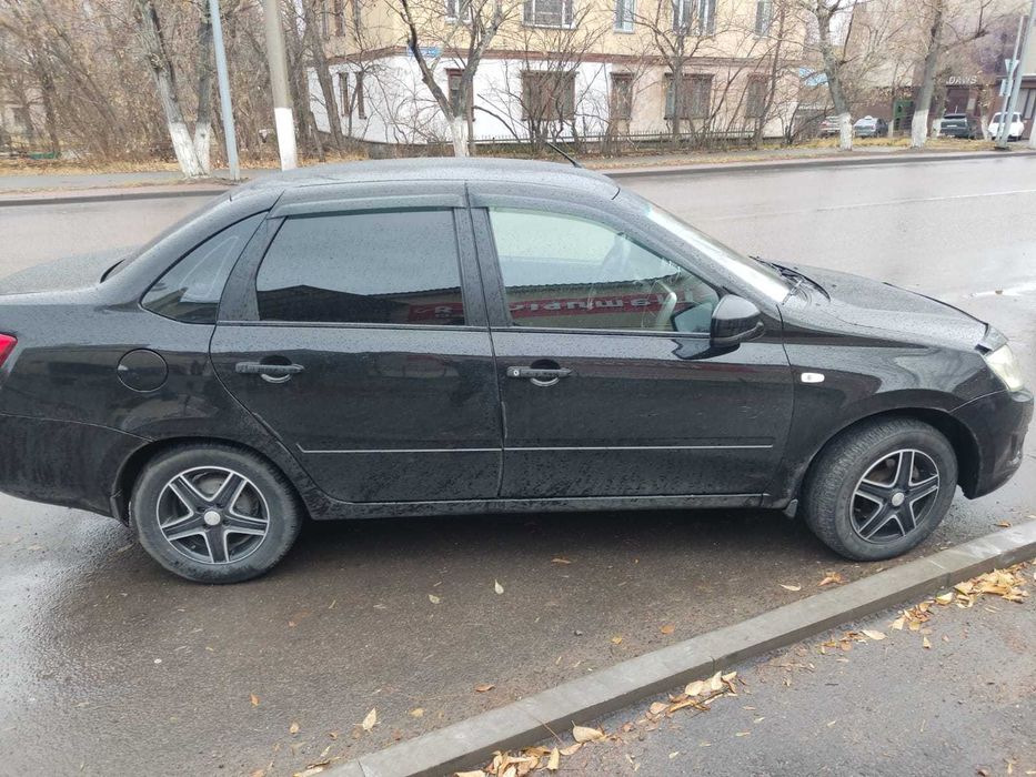 Ваз лада гранту продам.