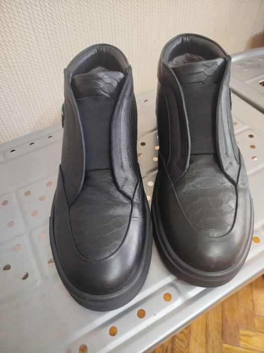 Мужская зимняя обувь 45раз, натуральная кожа и мех.м. Турция