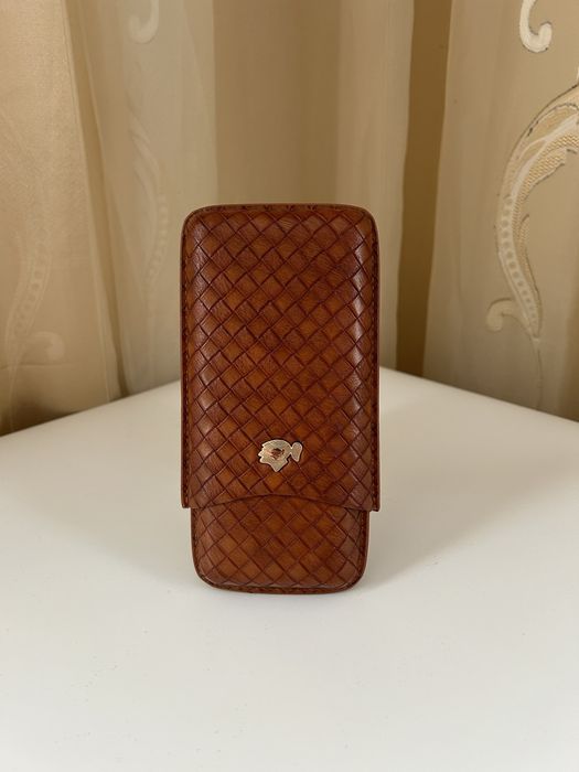 Кожен калъф Cohiba за 3 пури с джоб за резачка – подаръчна кутия