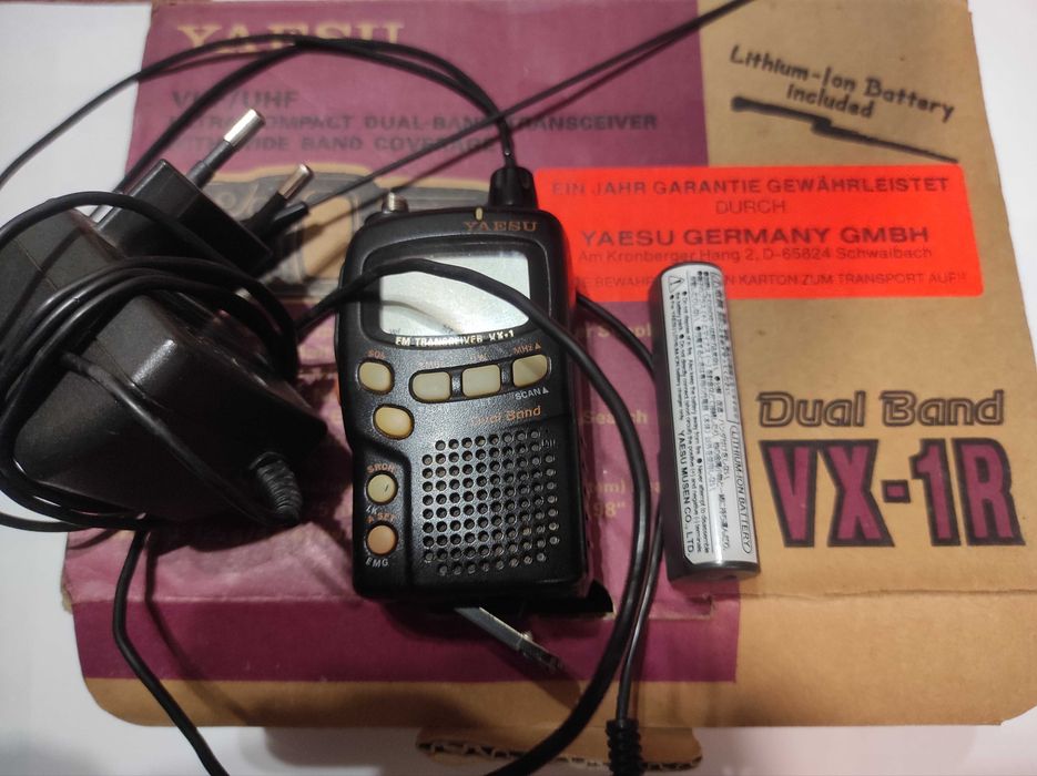 Statie TxRx Yaesu VX1
