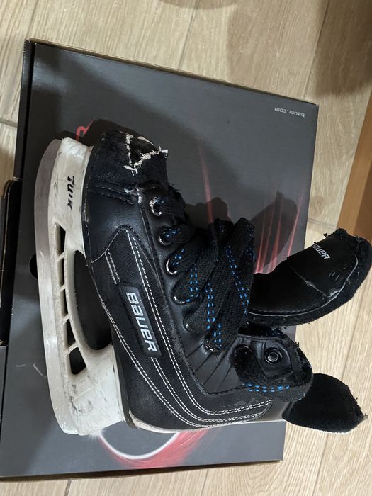 Детские коньки Bauer, размер 32