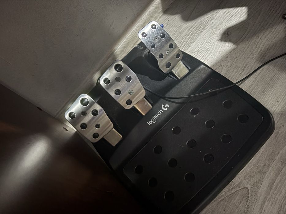Volan logitech g29