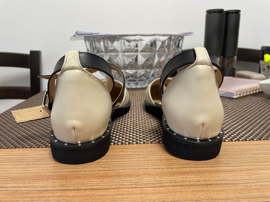 Pantofi de damă NOI