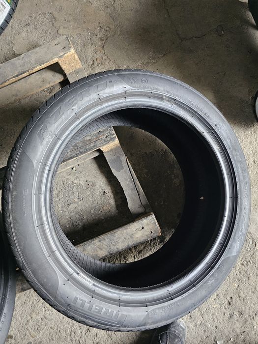 2 anvelope vara 275 40 19 Pirelli Runflat