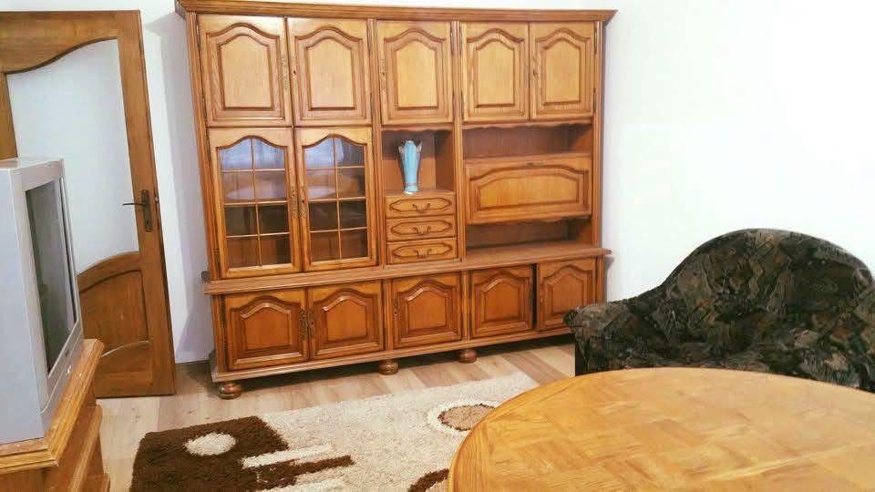 Apartament de inchiriat