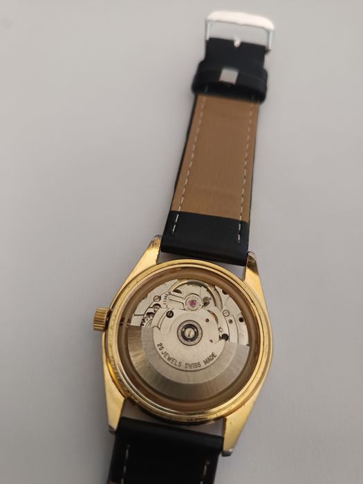 Titoni Airmaster automatic