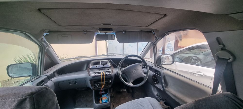 Продам тоиота люсида