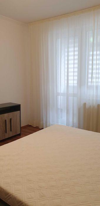 Inchiriere  trei camere  parc Drumul taberei