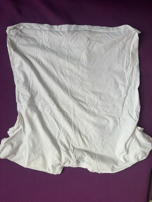 Бяла тенинска с надпис Paris