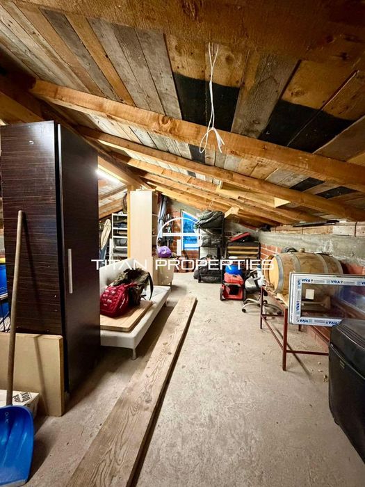 Продава се Къща в Пловдив, Прослав - 133 кв.м за 3196 €/кв.м - Снимка #9