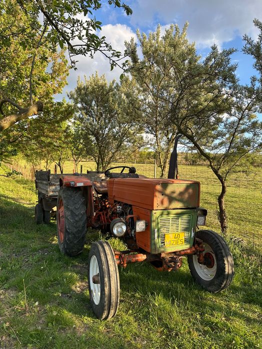 Vând Tractor UTB 445