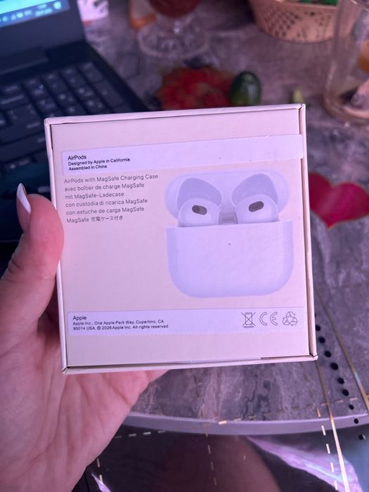 AirPods 3