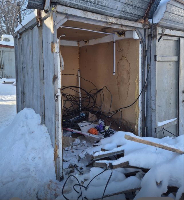 Продаються контейнеры