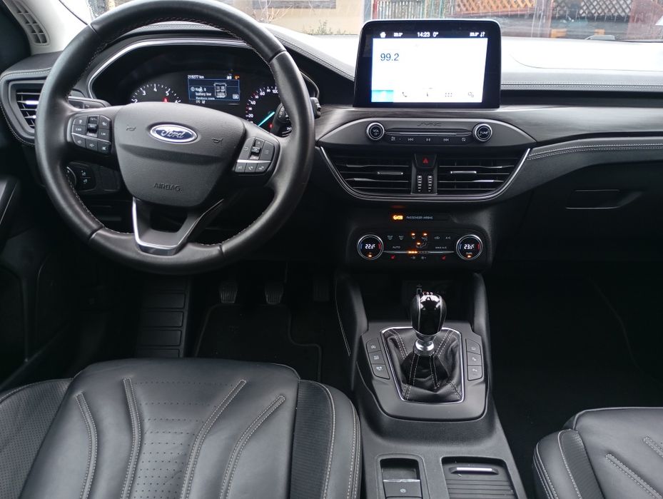 Ford focus Vignale Mk4 rar efectuat încălzire distronic navi led head