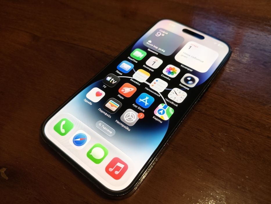 Продавам Iphone 14 pro