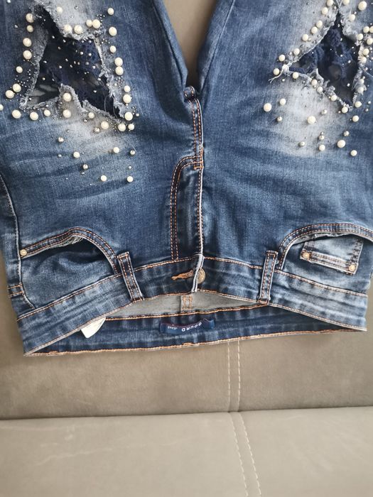 Дамски дънки с дантела