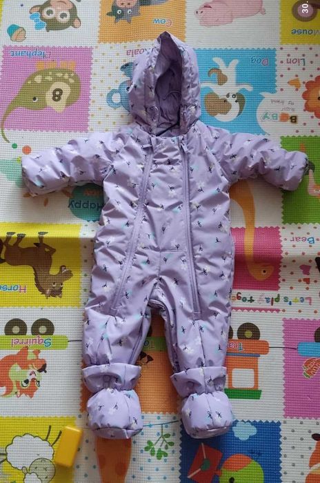 Продам детские  комбинезоны