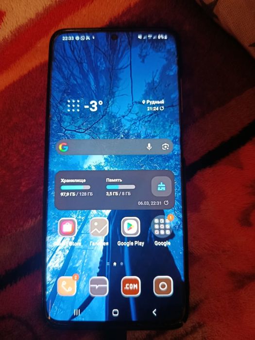 Продам телефон самсунг