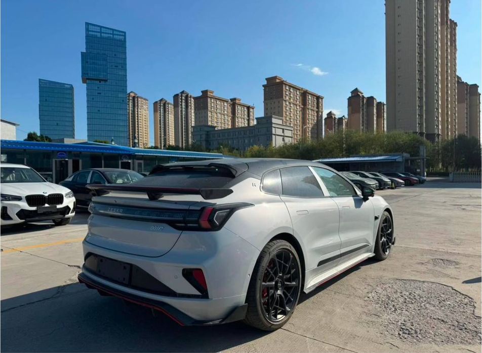 Zeekr 001 2024 — 4