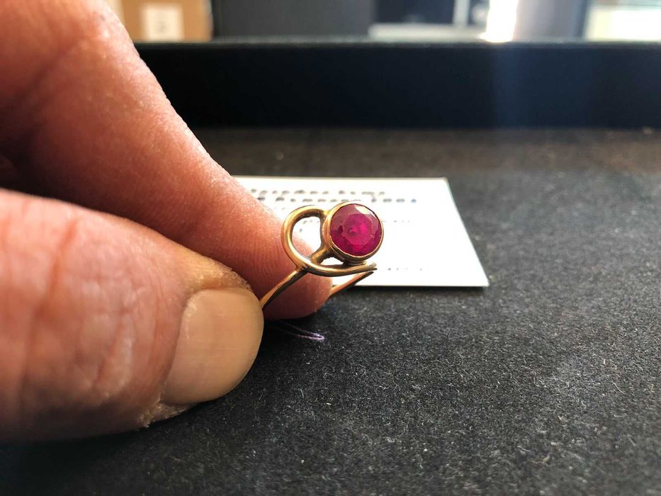 Златен Дамски пръстен размер 18-58 2.8гр 14к