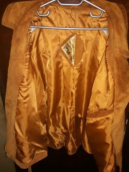 Geaca de dama din piele