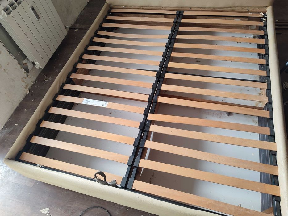 Спалня, 196см, ползвана без матрак