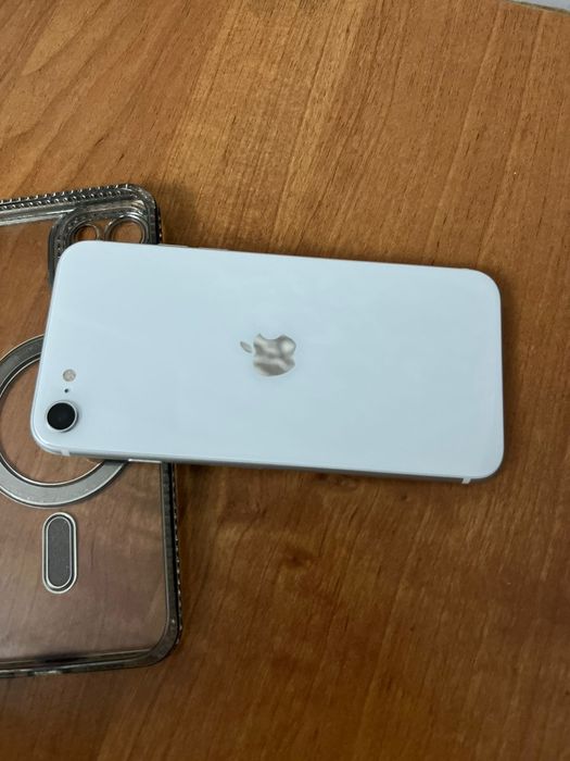 Айфон се 64 Гб не было в ремонте