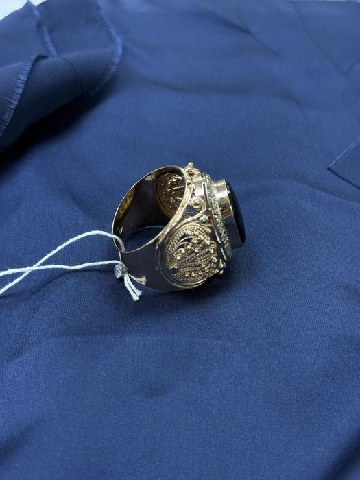 Золотая печатка с бриллиантами