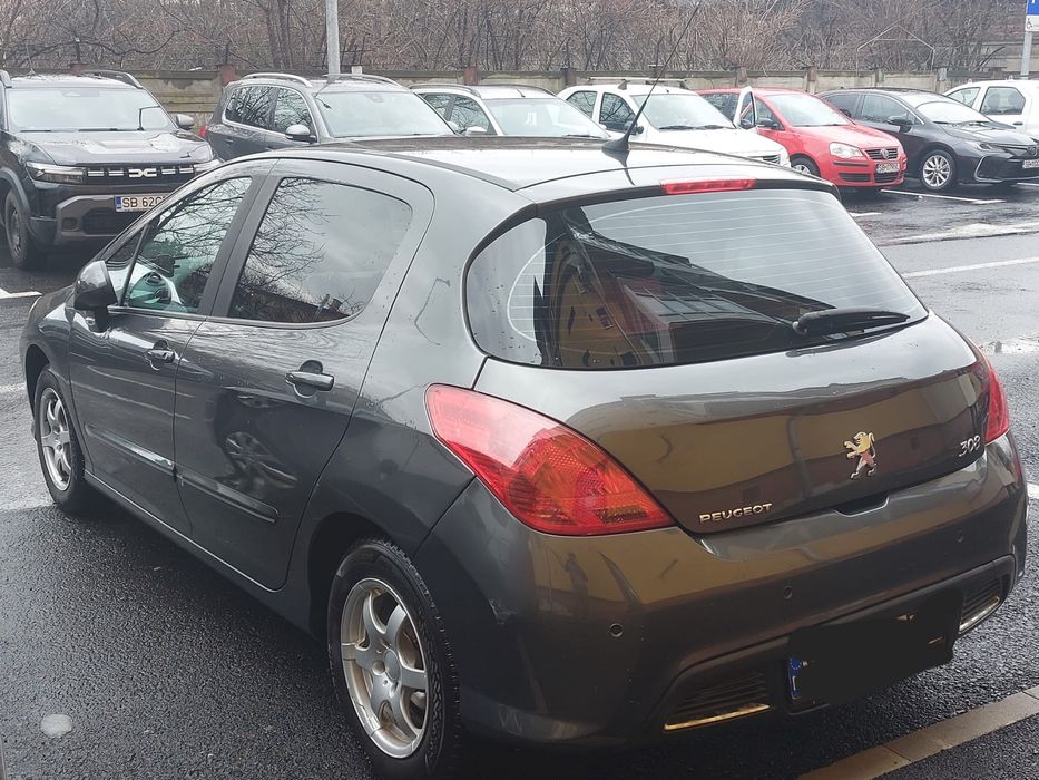 PEUGEOT 308 2010 — imagine 3