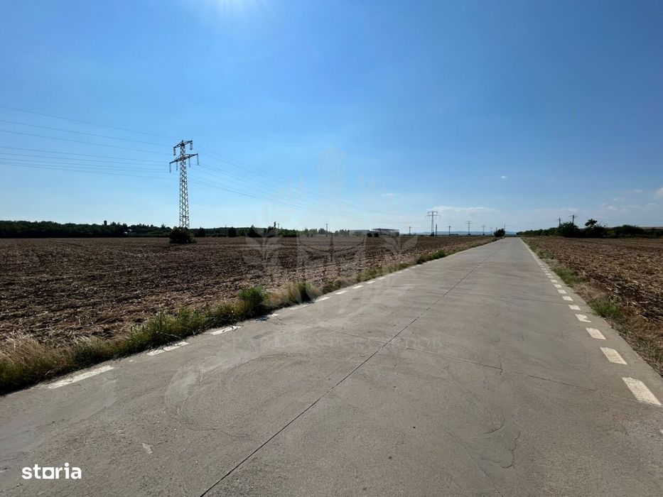 Teren Intravilan //Zona Lido Garbea