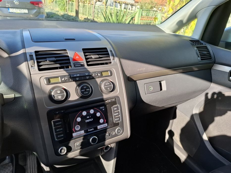 Продава се VW Touran Freestyle 1.4 TSI