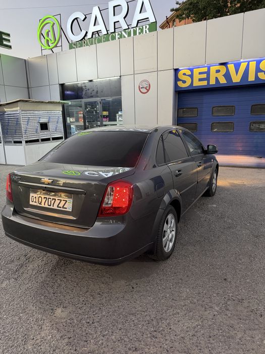 Jentra sotiladi ozimiki 2023 yil kuzov lekin 2025 yil salondan chiqan