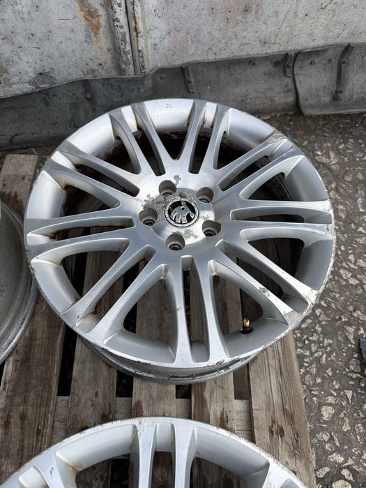 Алуминиеви джанти Skoda Superb 7.5Jx18" ET46 5X112 3T0601025H ном 304