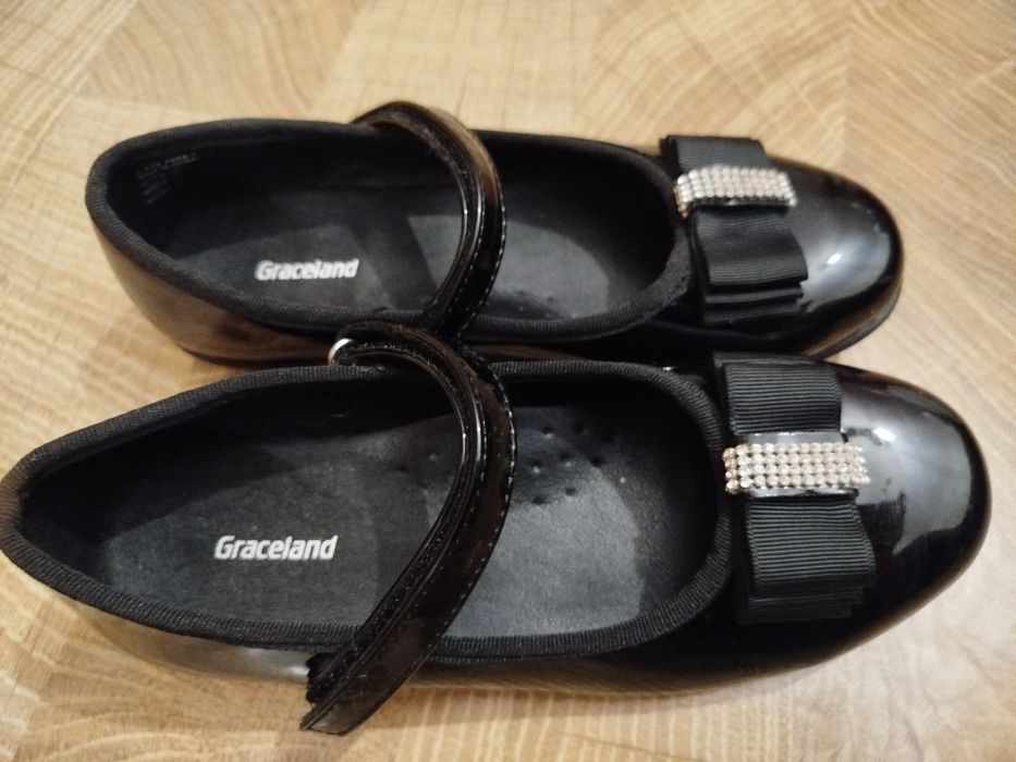 Детски обувки номер 32