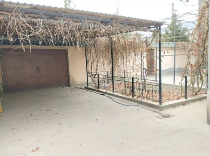 Uchastka sotiladi tezda