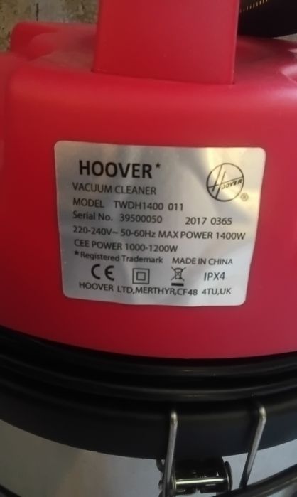 Aspirator Hoover model TWDH1400 011 putin utilizat