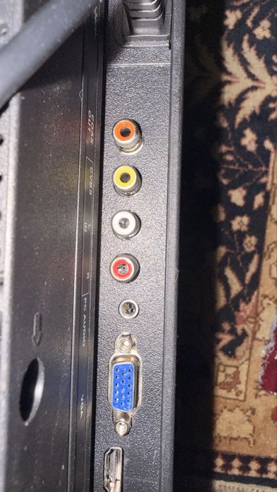 vand tv nei cu telecomanda