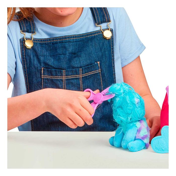 Плюшено кученце подстригване и прически в чантичка с аксесоари