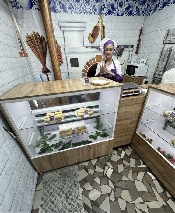 Холодильная витрина новая